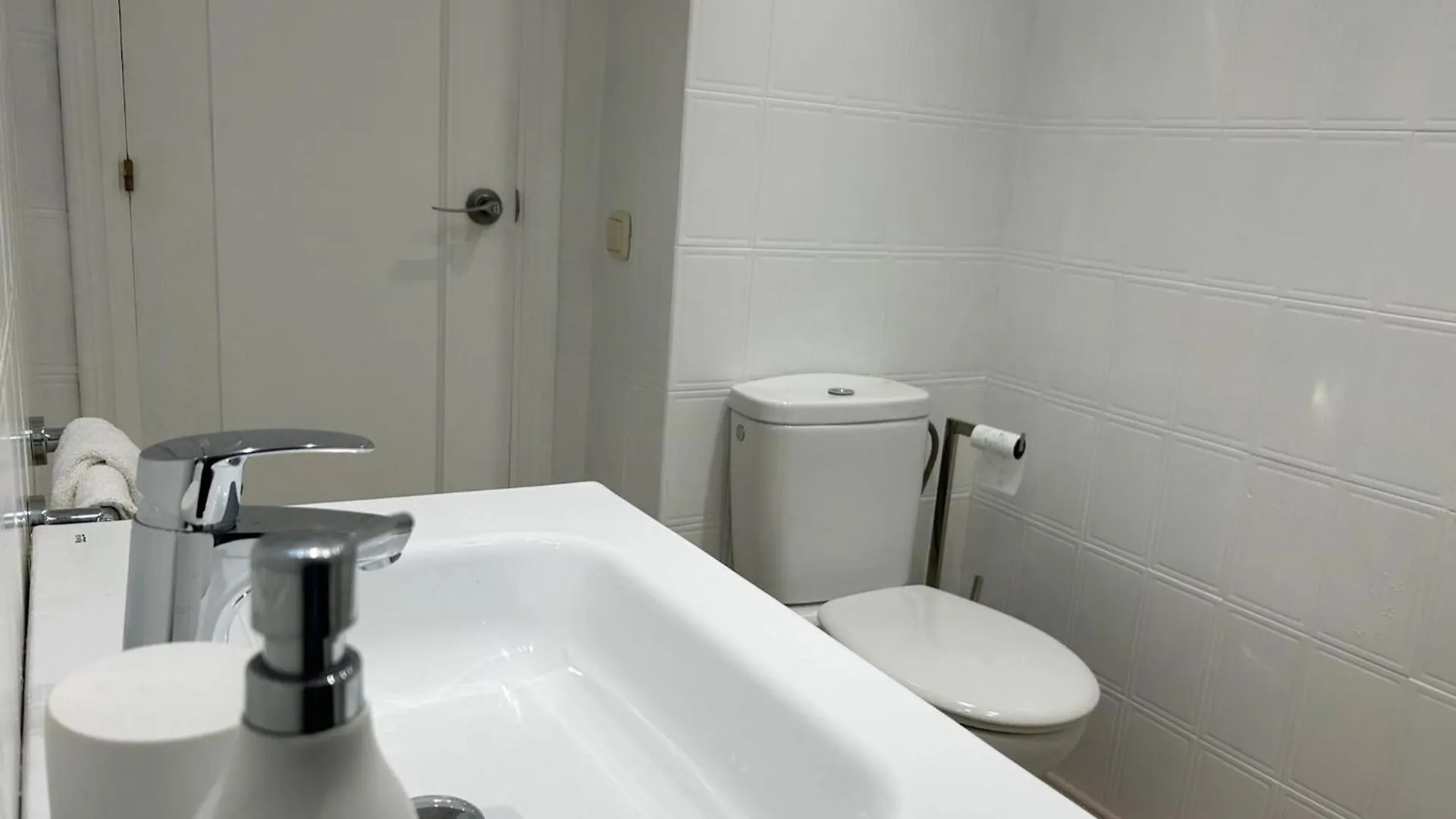 Polo Apartments 1A Marbella 0*,  Španělsko